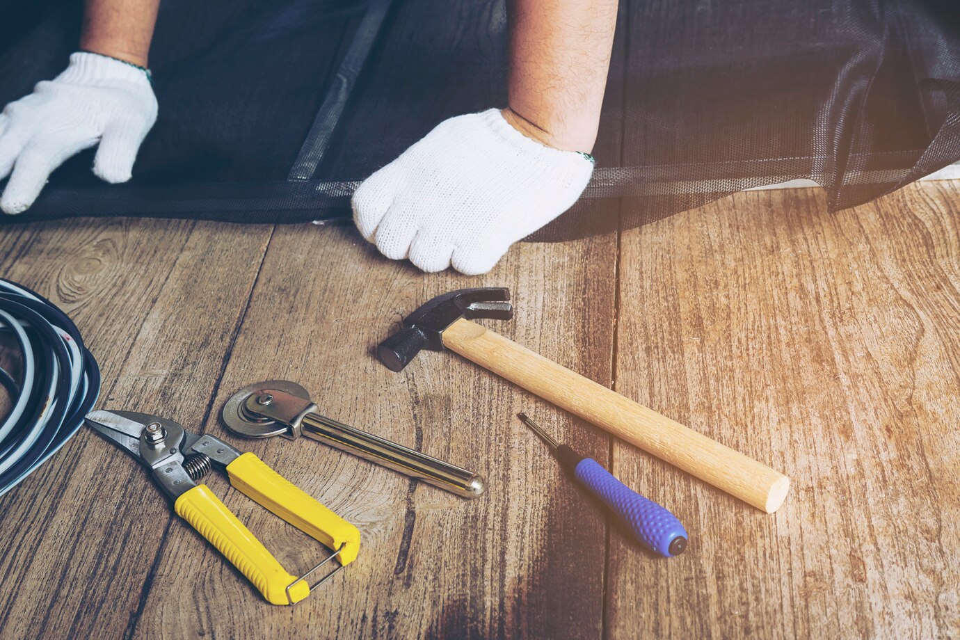 What Can Traders And Investors Learn From Garage Door Repair Business?